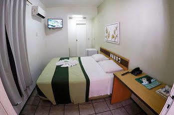 Hotel Abrolhos 3*